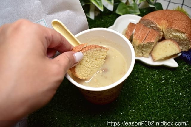 誰說麵包不可以無糖、無油、低鹽！？LOCALOCA減醣貝果，讓你健康攝取澱粉以及膳食纖維，帶嚼勁的Q彈口感。不同加熱方式，吃起來的感覺都不一樣喔！
