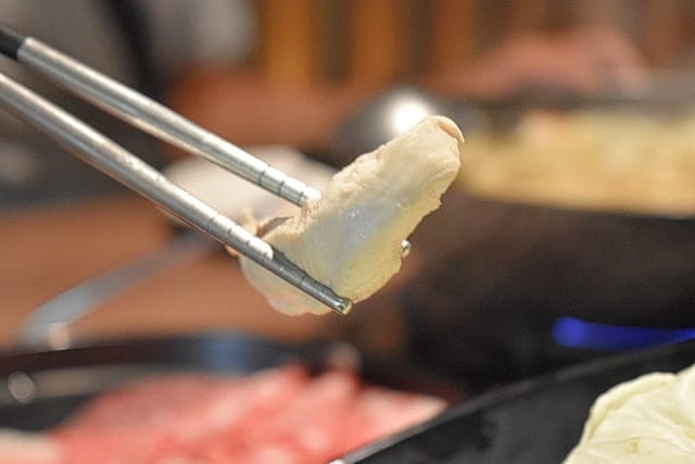 西門美食推薦。保留食材原味鮮甜的湯頭，第一次吃鍋，喝湯沒有罪惡感。#打狗霸鍋物餐廳（昆明店），只要NT$488，第二鍋65折