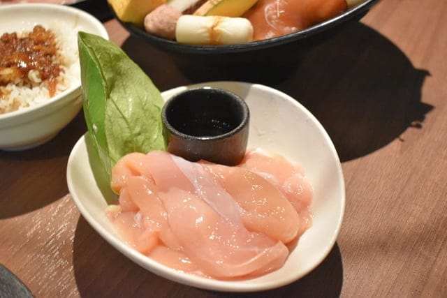 西門美食推薦。保留食材原味鮮甜的湯頭，第一次吃鍋，喝湯沒有罪惡感。#打狗霸鍋物餐廳（昆明店），只要NT$488，第二鍋65折