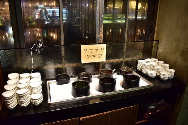西門美食推薦。保留食材原味鮮甜的湯頭，第一次吃鍋，喝湯沒有罪惡感。#打狗霸鍋物餐廳（昆明店），只要NT$488，第二鍋65折