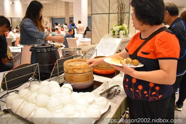 新北住宿推薦。一泊二食安心旅遊補助。#新店白金花園酒店。四星級國際飯店。渡假放鬆/出差公務/團聚旅遊/婚宴會館/喜宴規劃