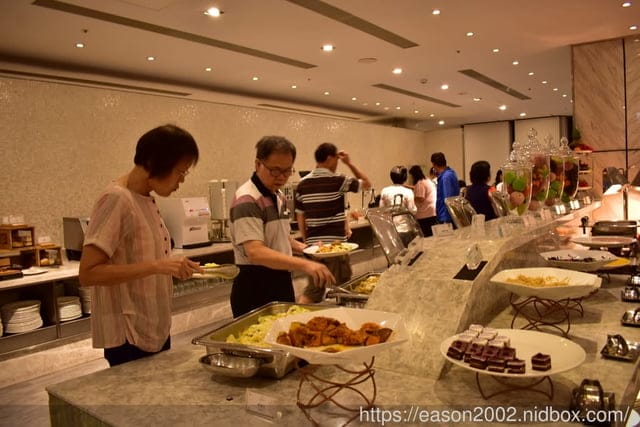 新北住宿推薦。一泊二食安心旅遊補助。#新店白金花園酒店。四星級國際飯店。渡假放鬆/出差公務/團聚旅遊/婚宴會館/喜宴規劃