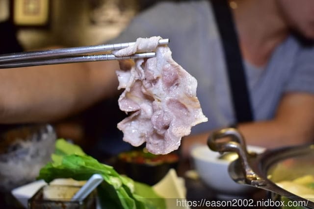板橋新埔捷運站美食。超值雙人海陸套餐,只要NT$1280,板橋初鍋玉軒屋。NEW鍋物沾醬,新吃法。食材新鮮嚴選,真材實料,物超所值的雙人套餐推薦 - 第21張圖 板橋新埔捷運站美食。超值雙人海陸套餐,只要NT$1280,板橋初鍋玉軒屋。NEW鍋物沾醬,新吃法。食材新鮮嚴選,真材實料,物超所值的雙人套餐推薦