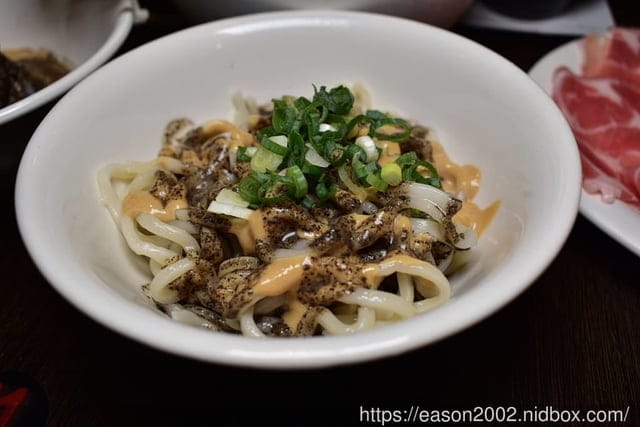 板橋新埔捷運站美食。超值雙人海陸套餐,只要NT$1280,板橋初鍋玉軒屋。NEW鍋物沾醬,新吃法。食材新鮮嚴選,真材實料,物超所值的雙人套餐推薦 - 第16張圖 板橋新埔捷運站美食。超值雙人海陸套餐,只要NT$1280,板橋初鍋玉軒屋。NEW鍋物沾醬,新吃法。食材新鮮嚴選,真材實料,物超所值的雙人套餐推薦