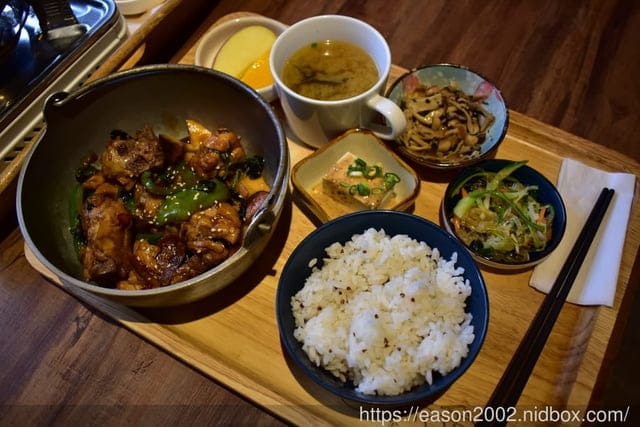 花蓮美食。#黑金通。日劇時期傳承下來的老洋房，餐點精緻細膩，臨近東大門夜市