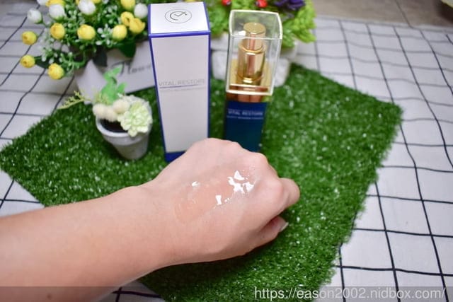 無油、無酒精、無色素，草本舒緩因子調節油水平衡。CREERFAIR 克莉菲爾彈力修護精萃，清爽不黏膩、敏弱肌適用