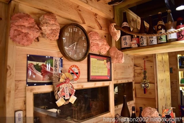 中山區美食。安東建一水產。吃到，新鮮海味的原始鮮甜。真實感的蟹肉棒+紮實口感的龍蝦料理