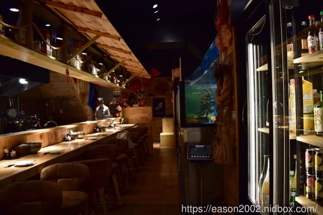 中山區美食。安東建一水產。吃到，新鮮海味的原始鮮甜。真實感的蟹肉棒+紮實口感的龍蝦料理