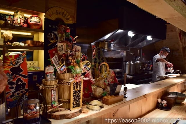 中山區美食。安東建一水產。吃到，新鮮海味的原始鮮甜。真實感的蟹肉棒+紮實口感的龍蝦料理