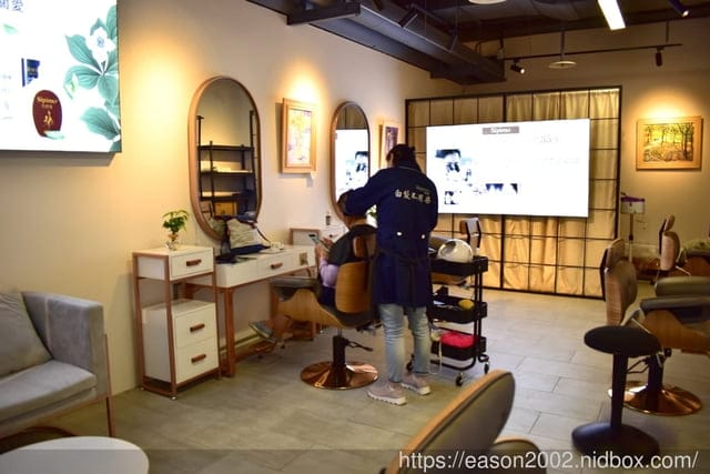 淡水頭皮養護。#Sipimo 詩碧曼。強化滋養髮根，完整性的頭皮護理
