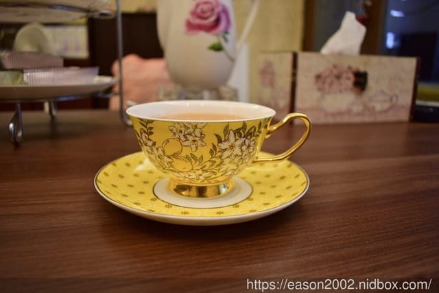 沙龍級保養產品。【ELLXIR 伊莉色】龍血再生系列，臉部保養課程+產品體驗。精華液/眼霜/乳霜