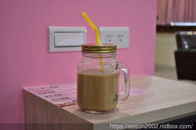 蘆洲染髮推薦。#初髮廊。專業染燙/2劑型護髮。染後，秀髮柔順，特殊色染髮推薦