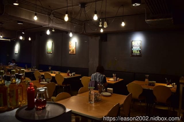 東門捷運美食。Focus Kitchen肯恩廚房。美式復古的用餐環境，聚餐約會的好地方
