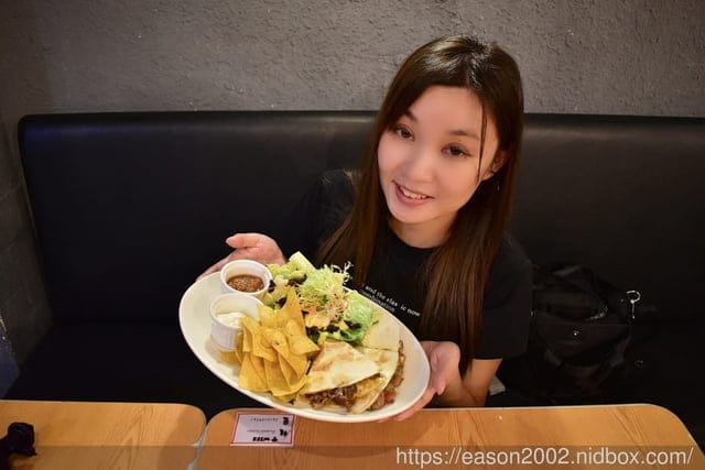 東門捷運美食。Focus Kitchen肯恩廚房。美式復古的用餐環境，聚餐約會的好地方