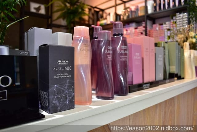 台中深層護髮逢甲推薦。#V+hair。V plus hair設計師Vicky。哥德式12段護髮。去除毛躁感。立即保濕又光澤。內有影片實錄