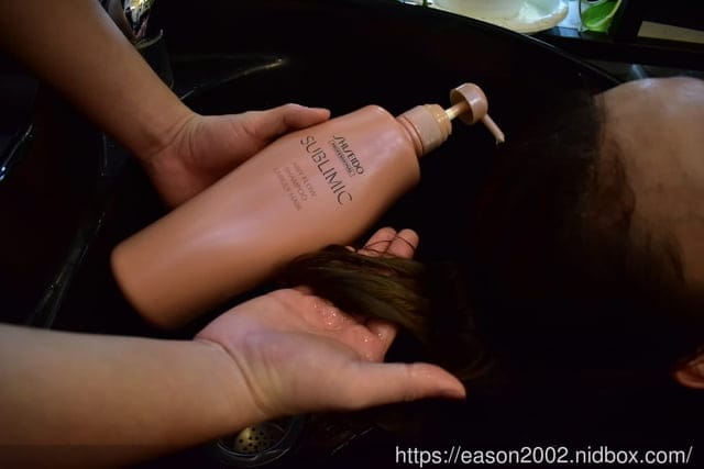 台中深層護髮逢甲推薦。#V+hair。V plus hair設計師Vicky。哥德式12段護髮。去除毛躁感。立即保濕又光澤。內有影片實錄