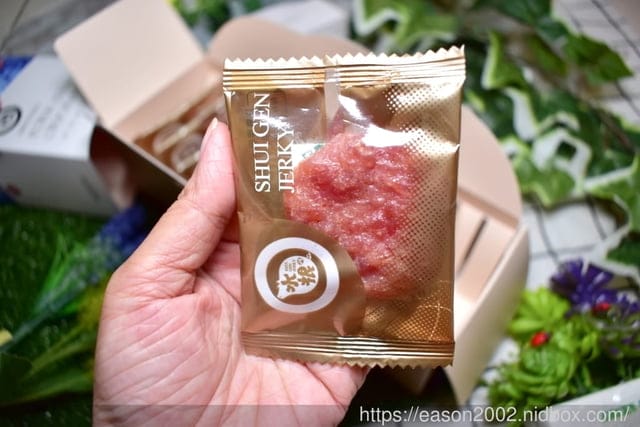 宅配美食。#水根肉干。獨立包裝，乾淨衛生，精緻禮盒包裝，送禮自用均合適。原味/青花椒/鮮檸檬。麻辣鍋/肉乾禮盒/肉乾界的愛馬仕/全台第一款青花椒肉乾