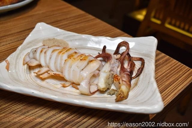 台北東區美食推薦。#串燒殿。NT$699吃到飽。菜單上任你選，限時2小時。下班聚餐的好地方