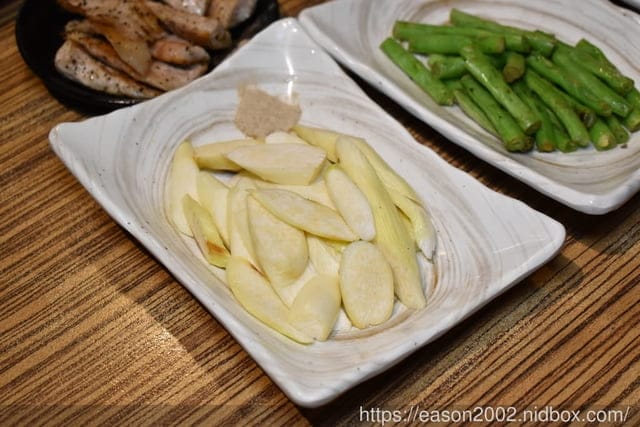台北東區美食推薦。#串燒殿。NT$699吃到飽。菜單上任你選，限時2小時。下班聚餐的好地方