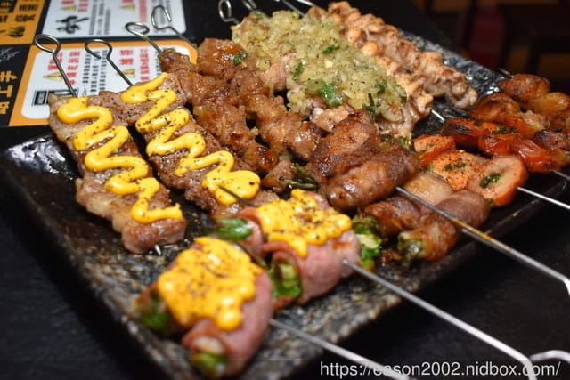 台北東區美食推薦。#串燒殿。NT$699吃到飽。菜單上任你選，限時2小時。下班聚餐的好地方