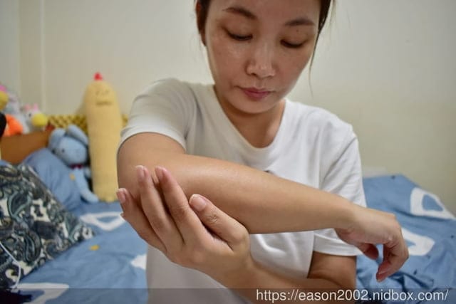 秋冬身體肌膚不乾燥。CK 綿羊油Q10嫩白香水身體乳液-冬日愛戀+Mann Ni 蜂蜜牛奶潤膚霜