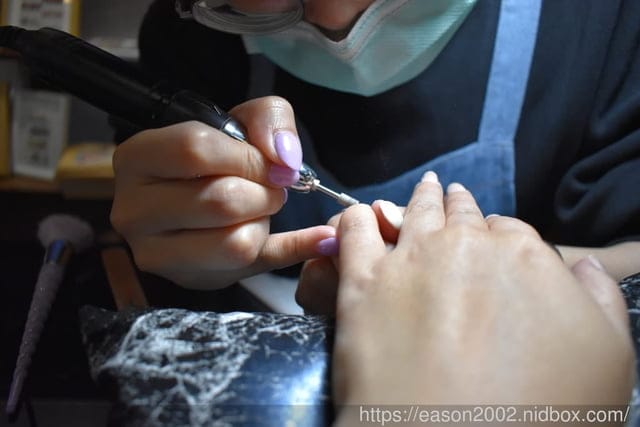 中和美甲。艾蜜兒國際韓式紋繡睫毛美學。中和耐心細心的美甲師推薦