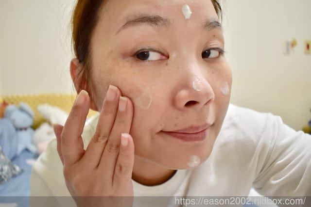 秋冬保濕秘笈神器。KOCSKIN克麗詩黛胺基酸潔顏乳+高濃度精華乳霜。保濕清爽，洗臉不緊繃。將精華成分鎖住，不流失水分，滋潤同時保濕鎖水