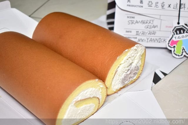 亞尼克菓子工坊新莊店。新開幕,新鮮好吃的生乳捲。原味生乳捲/雪戀莓生乳捲/鮮芋奶霜生乳捲 - 第9張圖 亞尼克菓子工坊新莊店。新開幕,新鮮好吃的生乳捲。原味生乳捲/雪戀莓生乳捲/鮮芋奶霜生乳捲