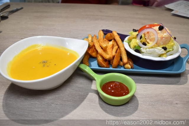 師大早午餐。芋泥控最愛。Daya’s 肉蛋吐司早午餐（師大店）。浮誇系的巨無霸肉排蛋吐司