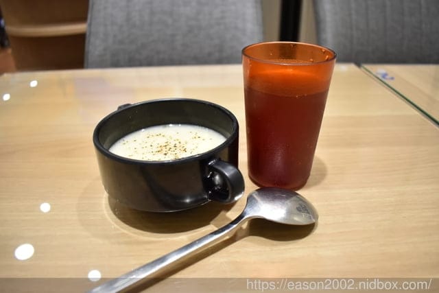 新莊義大利麵。沙夏廚房。單品加價49元升級濃湯+紅茶無限量喝到飽。濃湯料多味美