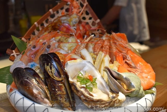 台北中山美食。建一水產（二店）。新鮮海鮮盤/握壽司/美國肋眼牛排/香濃料多味增湯/日本進口飲品