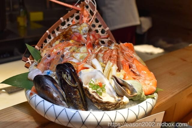 台北中山美食。建一水產（二店）。新鮮海鮮盤/握壽司/美國肋眼牛排/香濃料多味增湯/日本進口飲品