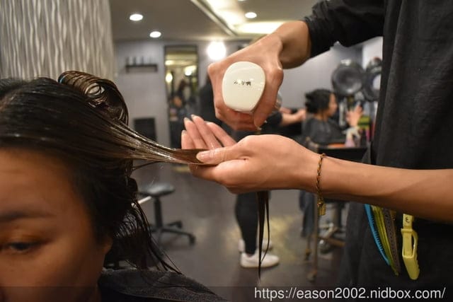 板橋染髮推薦。#Wor Hair Styling（府中店）。專業級的護髮，親民價位合理。染燙只要NT$1200起