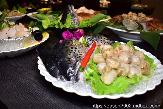 三重美食推薦。千葉火鍋三重集賢尊爵店。吃到飽也能單點新鮮海鮮
