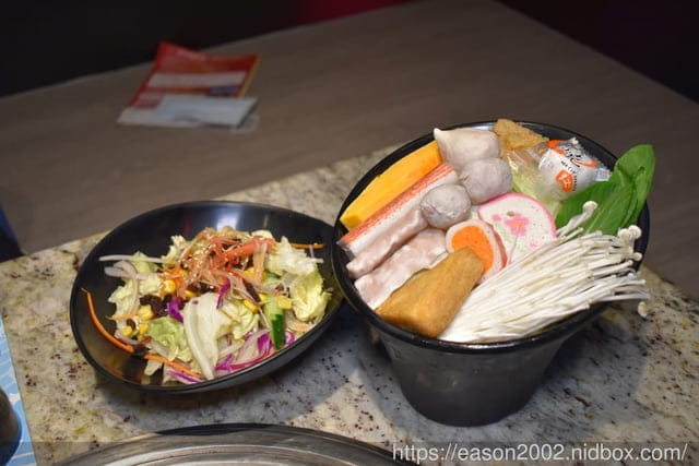 土城美食推薦。Shock 燒肉 土城星際店。燒肉吃到飽 KTV 包廂。多人派對 獨立式聚餐包廂(生日、尾牙、節日慶祝)