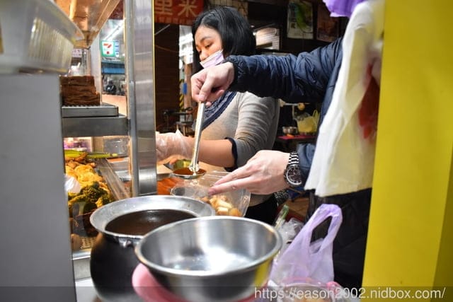 新北土城美食。秘醬滷味土城延吉加盟店。神秘的醬汁，讓滷味變得更加鮮甜