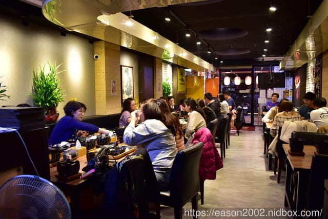 板橋美食推薦。阿彤北和牛海鮮燒肉板橋江子翠店。享受頂級和牛在烤盤上滋滋作響的美味