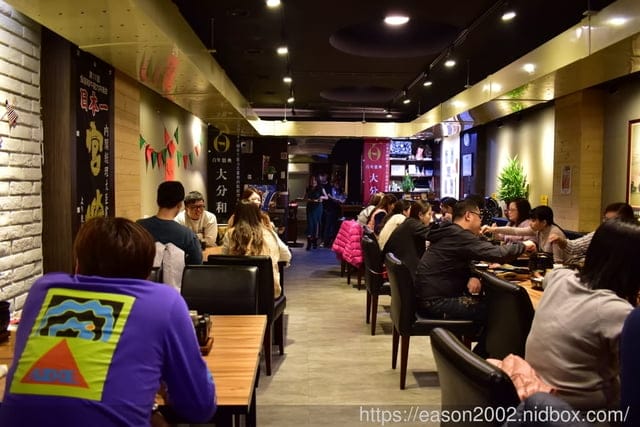 板橋美食推薦。阿彤北和牛海鮮燒肉板橋江子翠店。享受頂級和牛在烤盤上滋滋作響的美味