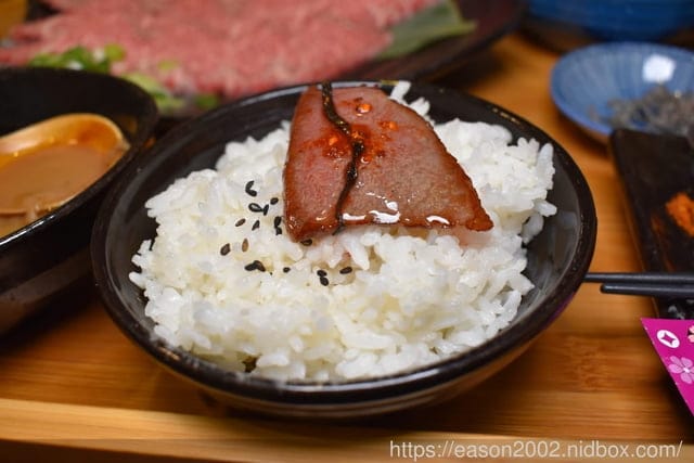 板橋美食推薦。阿彤北和牛海鮮燒肉板橋江子翠店。享受頂級和牛在烤盤上滋滋作響的美味