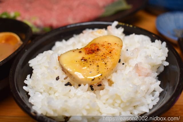 板橋美食推薦。阿彤北和牛海鮮燒肉板橋江子翠店。享受頂級和牛在烤盤上滋滋作響的美味