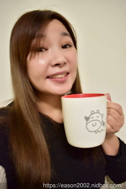 月月順心活漅素膠囊。讓你蹲下站起來，不再頭暈目眩，每個女性友人都該有的膠囊