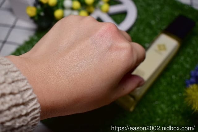 依凡娜Ivanna胎盤素保養系列。煥采修護精華＋靚白活膚霜＋極致靚白修護面膜。保濕、鎖水、抗老一次完成