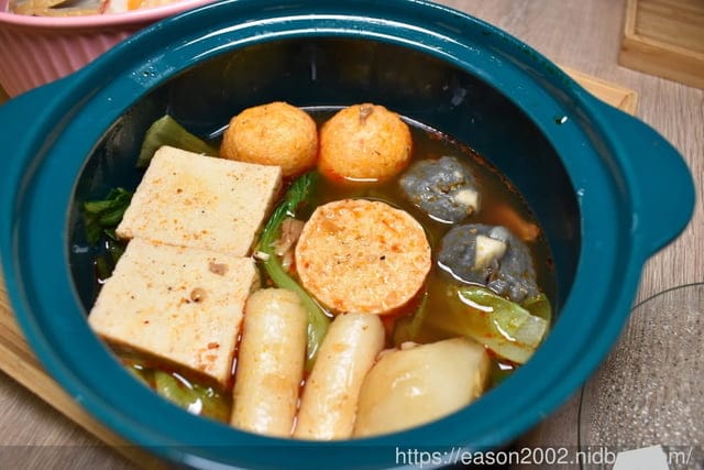 新莊滷味推薦。新莊宵夜推薦。別想了！吃滷味吧！滿百送王子麵，飲料只要20元