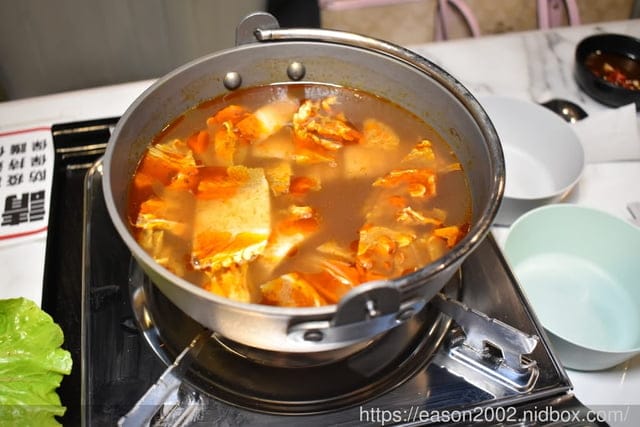 台中美食。玉軒居茶水棧站前店。台中火車站一樓，自家手工製作食材。養生健康