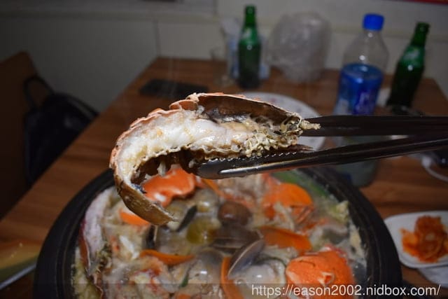 基隆美食推薦。金鍋聚精緻鍋物。食材新鮮嚴選，每日當日配送，超新鮮