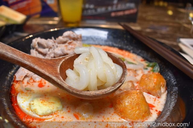 潮星州海南雞飯（信義誠品店/亞東店/徐匯廣場）。百貨美食街美食。正統的海南雞飯