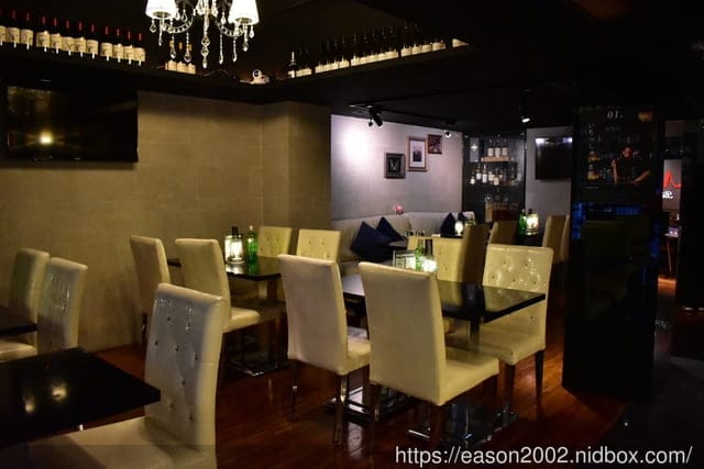 台北天母餐酒館推薦。IcoNiq 餐酒館。特色調酒，讓人心花怒放