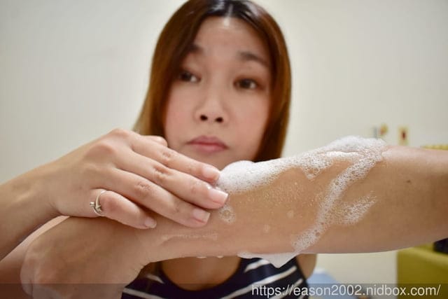 貝寶妮奇蹟抗菌沐浴露＆貝寶妮全效修護青春露。私密肌保養＋身體沐浴一次完成。省去瓶罐困擾