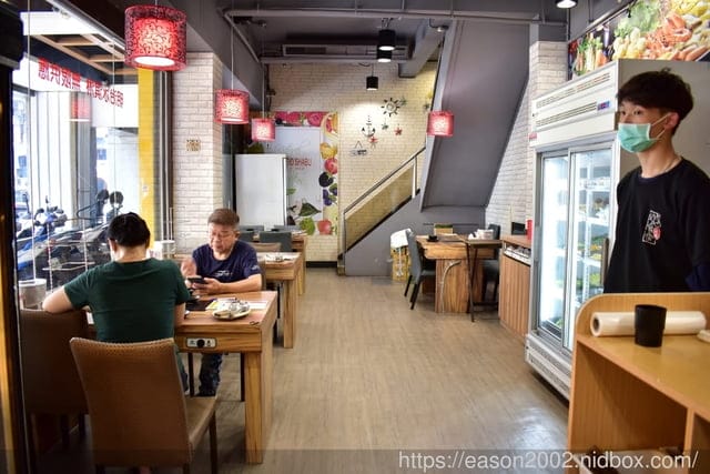 板橋美食推薦。現煮食麻辣鴛鴦火鍋吃到飽。NT＄799享受頂級食材，吃到飽，吃好吃滿