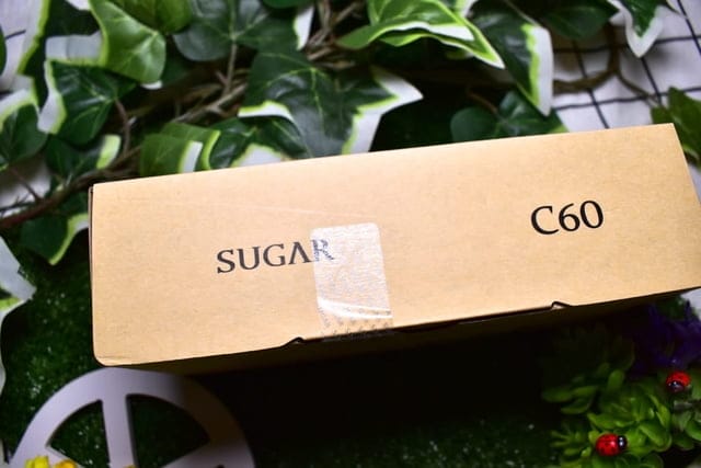 平價智慧型手機推薦。SUGAR C60。6.82吋大螢幕，追劇必備。高山青、澗水藍 2色可選擇